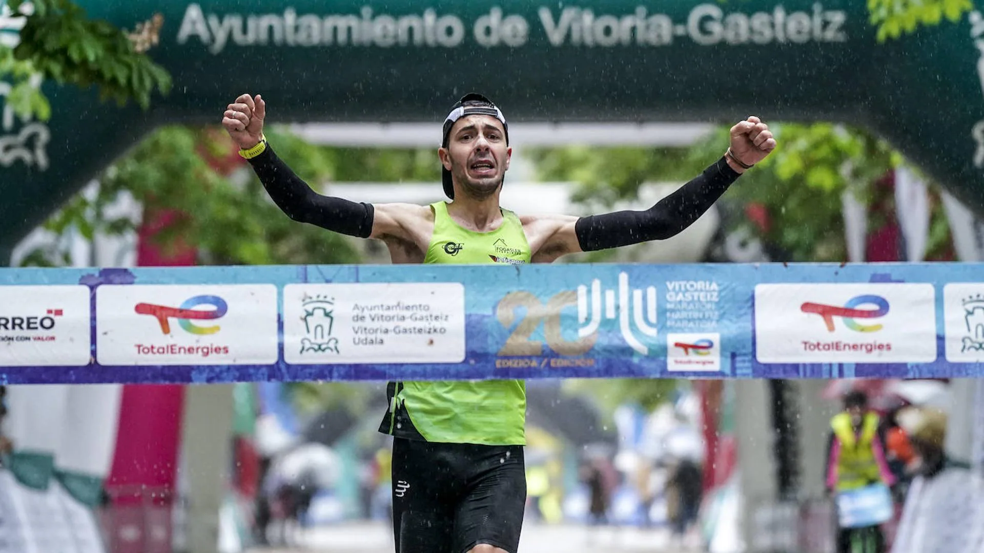 Jokin Muñoz Y Rebeca Suárez Reinan En La 20 Edición Del Maratón Martín ...